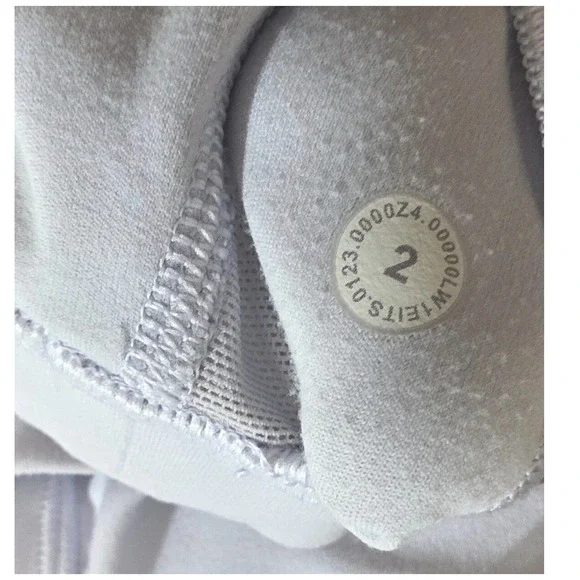 Lululemon Align Tank Light Blue V Neck Cropped Yoga Athletic Top Size 2 - Picture 9 of 9